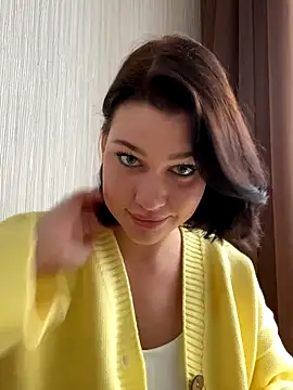 Snapshot of KikiWatson chatting on October 2, 7:26 am KikiWatson online show from October 2, 7:26 am