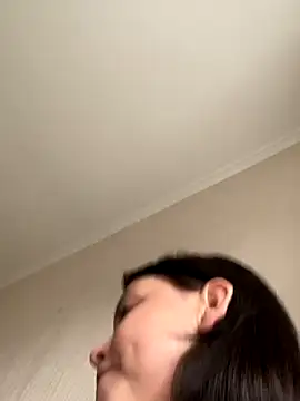 Snapshot of KikiWatson chatting on October 3, 8:22 am KikiWatson online show from October 3, 8:22 am