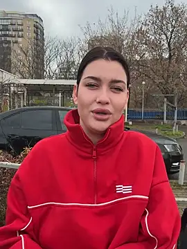 Snapshot of KikiWatson chatting on December 1, 7:35 am KikiWatson online show from December 1, 7:35 am