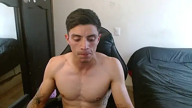 Snapshot of kv___xxx_ chatting on September 29, 8:46 pm kv   xxx  online show from September 29, 8:46 pm