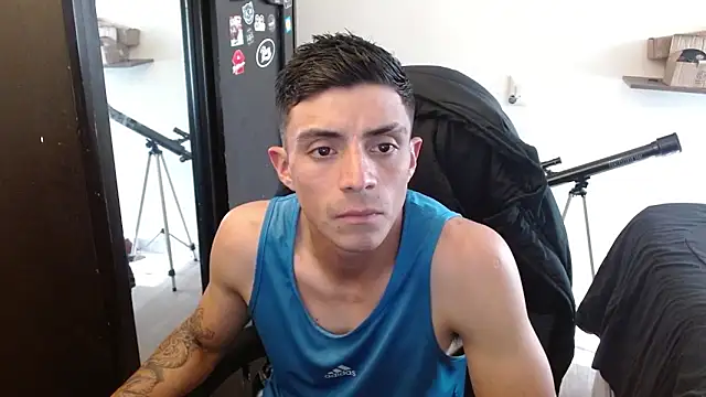 kv   xxx  online show from April 14, 7:31 pm