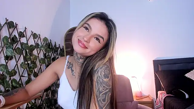 medussa13  online show from October 6, 1:08 pm