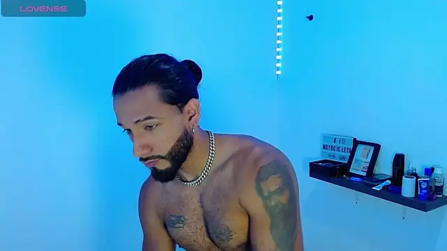 Snapshot of _jhon_connor_ chatting on September 24, 6:22 pm jhon connor online show from September 24, 6:22 pm