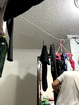 Snapshot of stiven-p23 chatting on November 26, 3:51 am stiven-p23 online show from November 26, 3:51 am