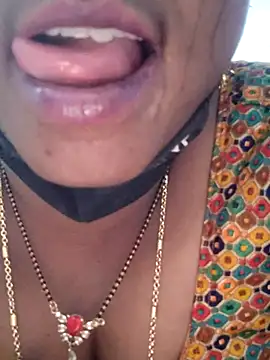 sana14 online show from October 24, 9:28 am