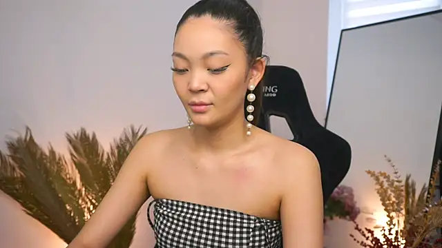 Snapshot of Peopleneedlove144 chatting on January 20, 5:15 am Peopleneedlove144 online show from January 20, 5:15 am