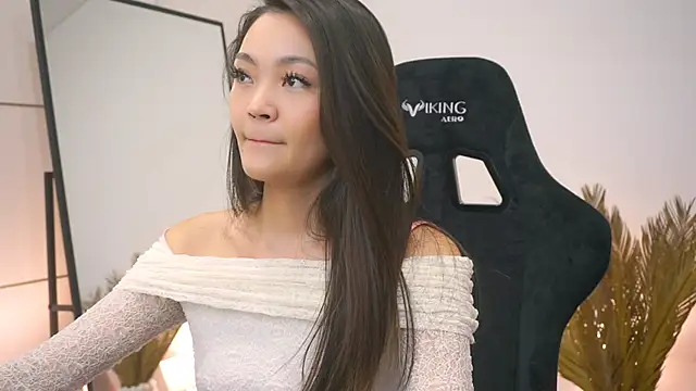 Snapshot of Peopleneedlove144 chatting on January 24, 11:26 am Peopleneedlove144 online show from January 24, 11:26 am