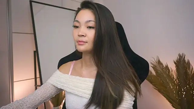 Snapshot of Peopleneedlove144 chatting on January 24, 2:30 pm Peopleneedlove144 online show from January 24, 2:30 pm