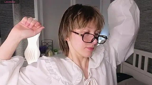 EthalBuffkin online show from April 10, 7:18 pm