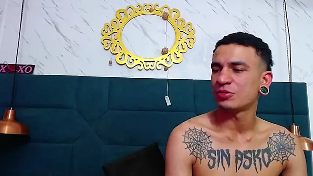 Snapshot of salome_daniel chatting on February 12, 1:41 am salome daniel online show from February 12, 1:41 am