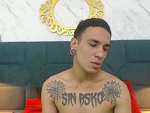 Snapshot of salome_daniel chatting on September 25, 7:39 pm salome daniel online show from September 25, 7:39 pm
