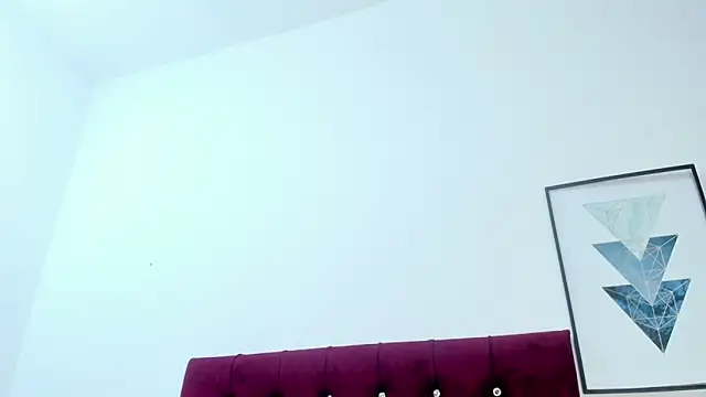 Melody Megann online show from February 4, 11:38 am