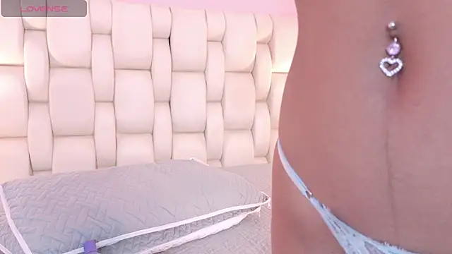 AmaraVelez online show from February 5, 12:20 am