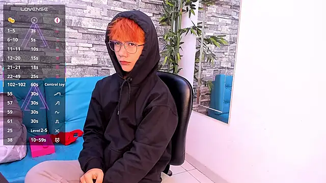 Snapshot of Eriol_ chatting on March 6, 12:19 pm Eriol online show from March 6, 12:19 pm