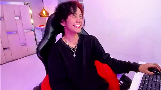 Snapshot of Eriol_ chatting on September 14, 12:15 pm Eriol online show from September 14, 12:15 pm