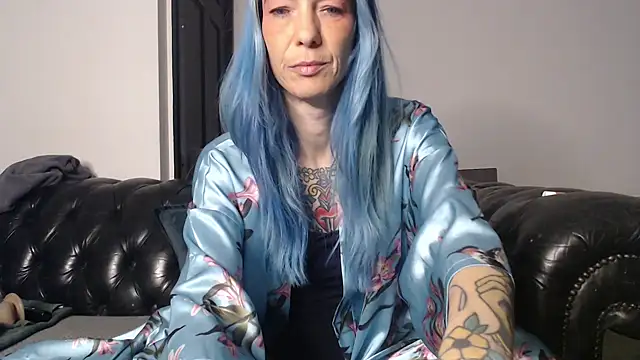 RavenryderUK online show from December 14, 10:50 pm