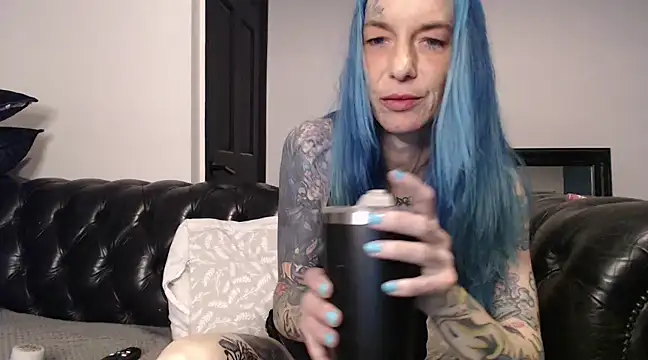 RavenryderUK online show from March 9, 9:57 pm