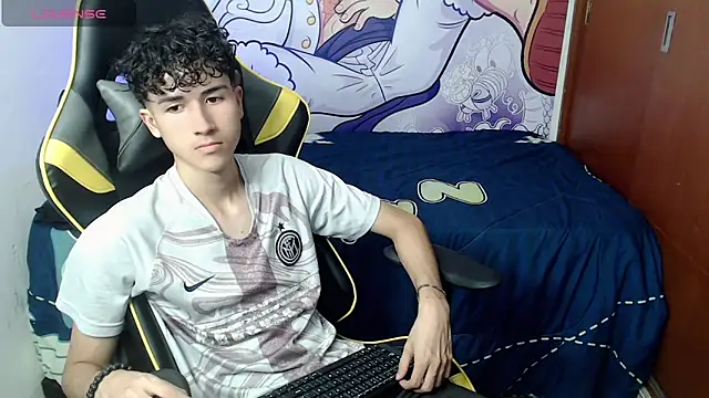 johnny cagee online show from December 12, 6:25 am