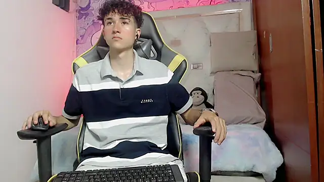 johnny cagee online show from October 23, 5:29 am