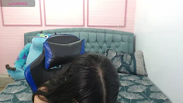 stephania t online show from January 28, 10:34 am