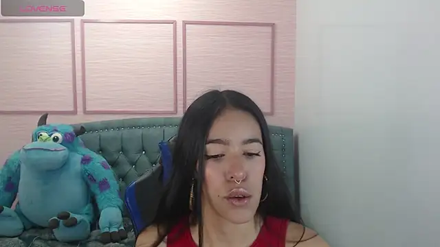 stephania t online show from February 3, 10:47 am