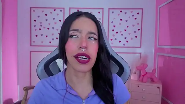 stephania t online show from February 11, 12:32 pm