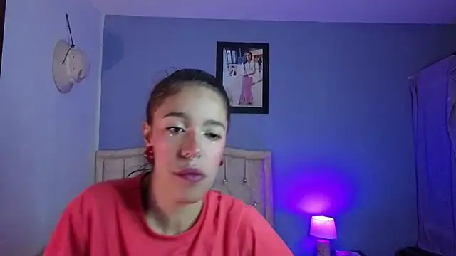 stephania t online show from March 27, 4:29 pm