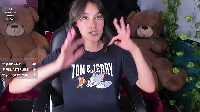 Snapshot of _Sophie__miller chatting on January 6, 10:26 pm Sophie miller online show from January 6, 10:26 pm