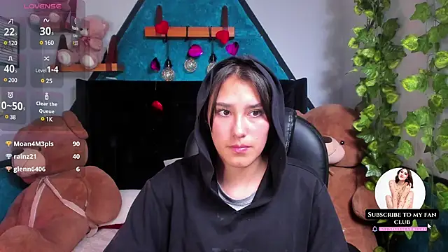 Snapshot of _Sophie__miller chatting on February 22, 7:25 pm Sophie miller online show from February 22, 7:25 pm