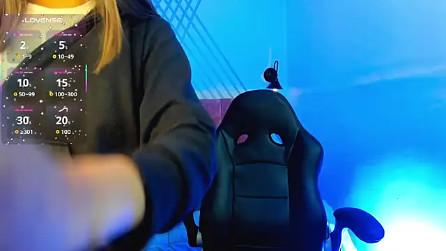 Snapshot of _Sophie__miller chatting on November 9, 7:12 pm Sophie miller online show from November 9, 7:12 pm