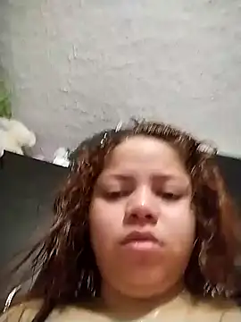 Snapshot of Elaa_euphoria chatting on December 6, 4:38 pm Elaa euphoria online show from December 6, 4:38 pm