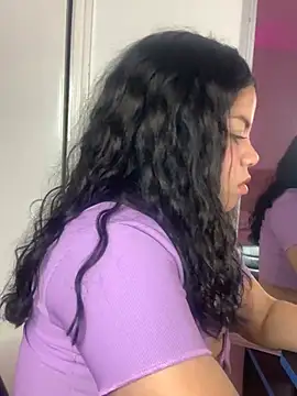 Snapshot of Elaa_euphoria chatting on January 4, 1:52 am Elaa euphoria online show from January 4, 1:52 am