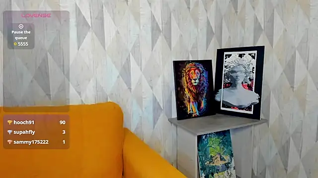 Michelle Blond online show from February 11, 5:40 pm