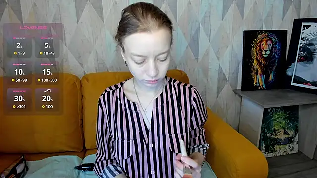 Michelle Blond online show from February 21, 7:01 am