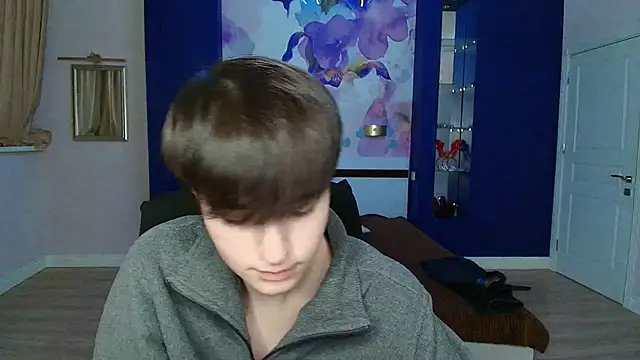 Snapshot of EmiliaYours chatting on January 7, 3:54 pm EmiliaYours online show from January 7, 3:54 pm