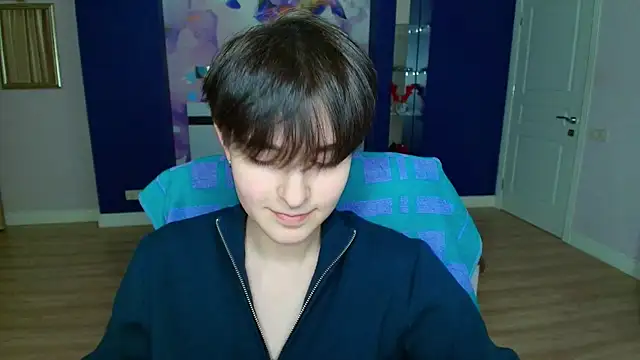 Snapshot of EmiliaYours chatting on January 27, 3:50 pm EmiliaYours online show from January 27, 3:50 pm