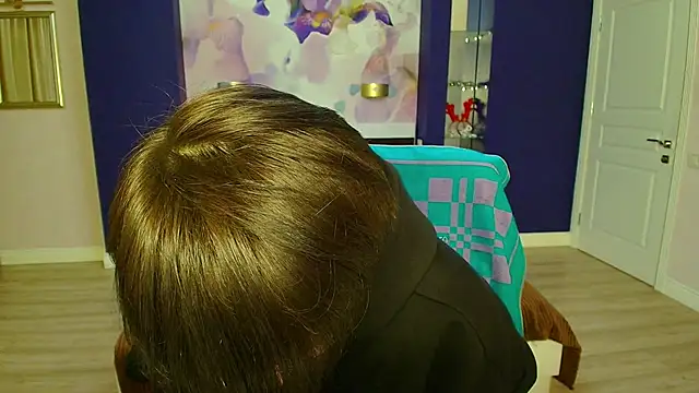 Snapshot of EmiliaYours chatting on February 15, 5:17 pm EmiliaYours online show from February 15, 5:17 pm