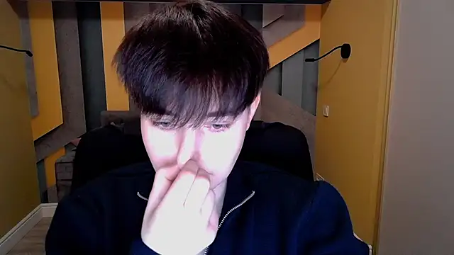 Snapshot of EmiliaYours chatting on March 3, 1:20 pm EmiliaYours online show from March 3, 1:20 pm