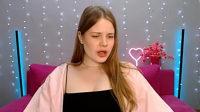 holy kitty online show from February 19, 5:06 pm