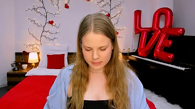 holy kitty online show from February 22, 9:26 pm