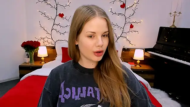 holy kitty online show from September 12, 9:20 am