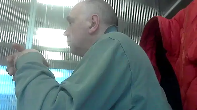 Snapshot of pantomax chatting on December 13, 9:35 am pantomax online show from December 13, 9:35 am