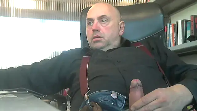 Snapshot of pantomax chatting on December 27, 11:28 am pantomax online show from December 27, 11:28 am