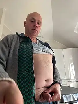 Snapshot of pantomax chatting on February 27, 3:15 pm pantomax online show from February 27, 3:15 pm