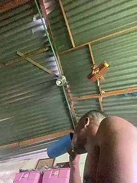 ElNegroRony online show from December 3, 7:11 pm