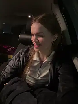 Snapshot of KitteCat chatting on December 26, 2:48 pm KitteCat online show from December 26, 2:48 pm