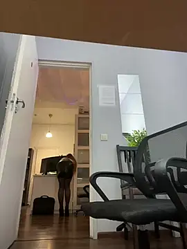 Snapshot of KitteCat chatting on February 23, 6:23 pm KitteCat online show from February 23, 6:23 pm