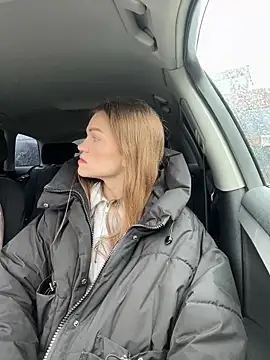 Snapshot of KitteCat chatting on March 21, 9:23 am KitteCat online show from March 21, 9:23 am