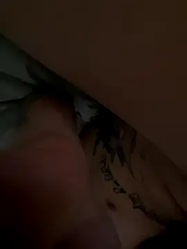 Snapshot of jaykkim89027 chatting on November 6, 6:03 am jaykkim89027 online show from November 6, 6:03 am