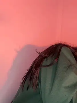 Snapshot of Cassie-millers chatting on December 6, 11:22 am Cassie-millers online show from December 6, 11:22 am